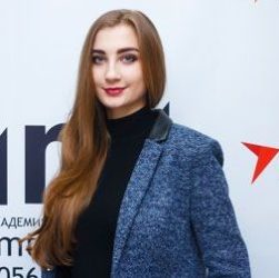 Вероніка Плотнікова