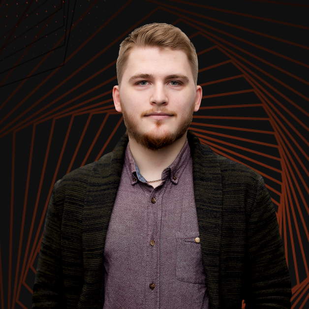 Денис Золотов